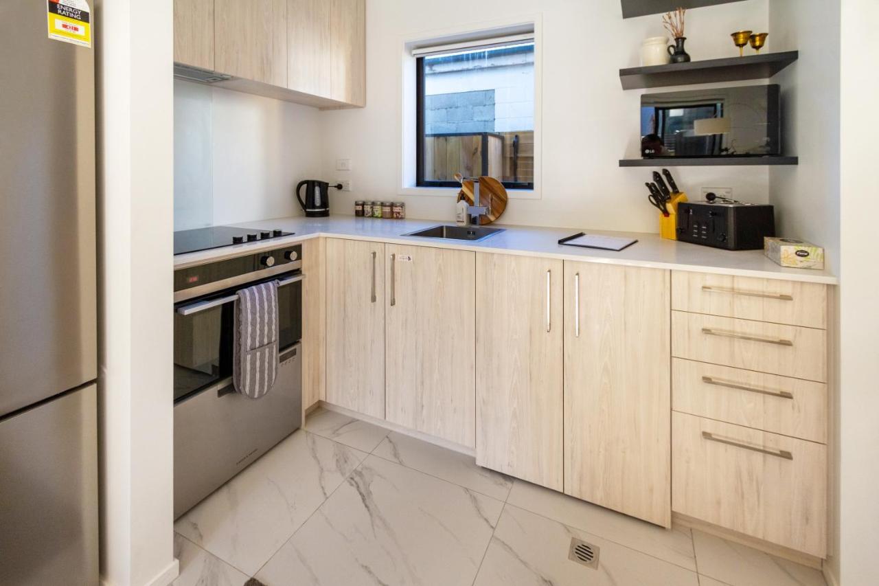 Modern Townhouse Cashel Street 2 Bed 2 Bath Apartment Christchurch Exterior photo